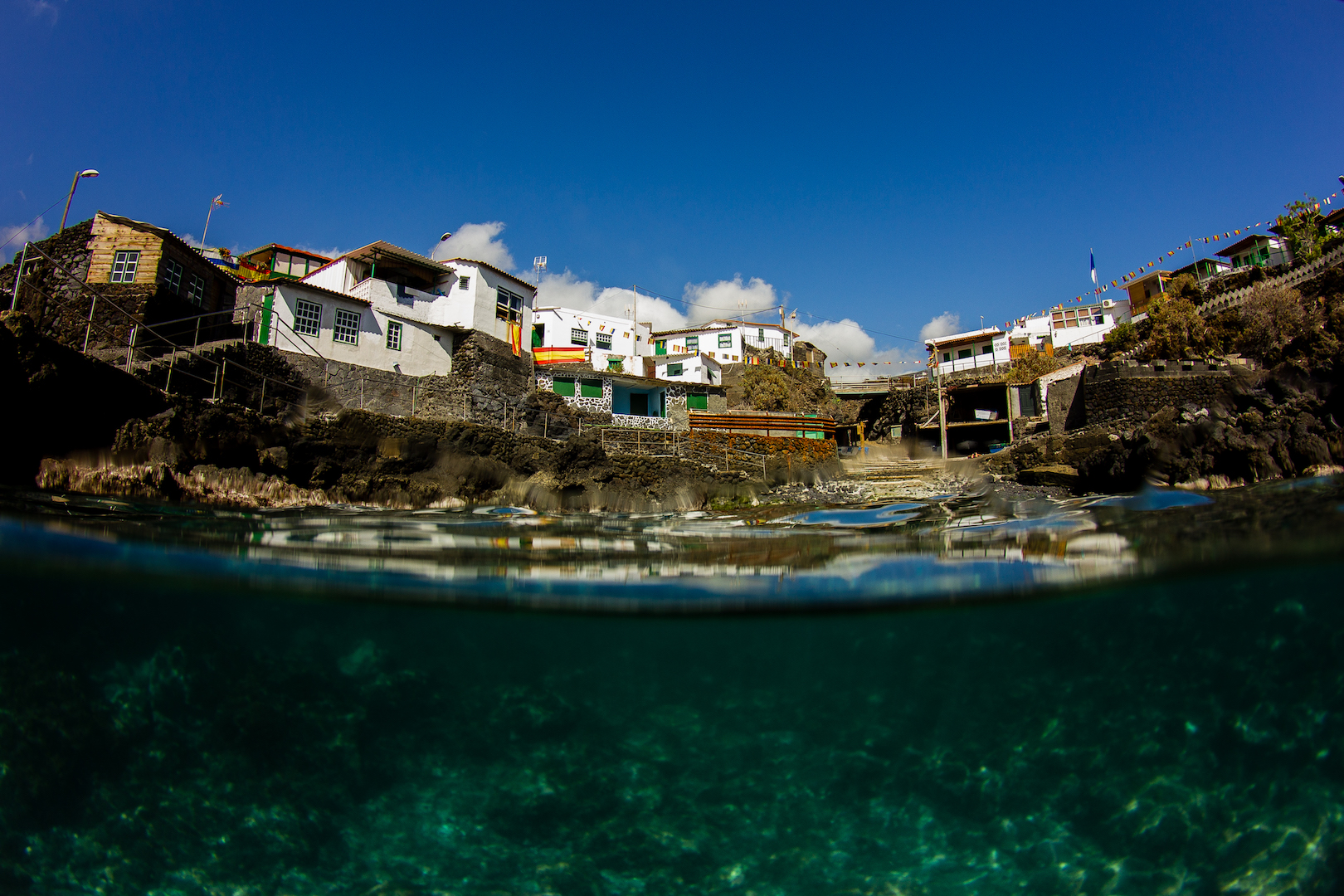 playa-de-la-bajita-pueblo-costero-en-el-aeropuerto-de-la-palma